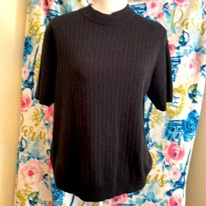 Women’s short sleeve, like new, black
